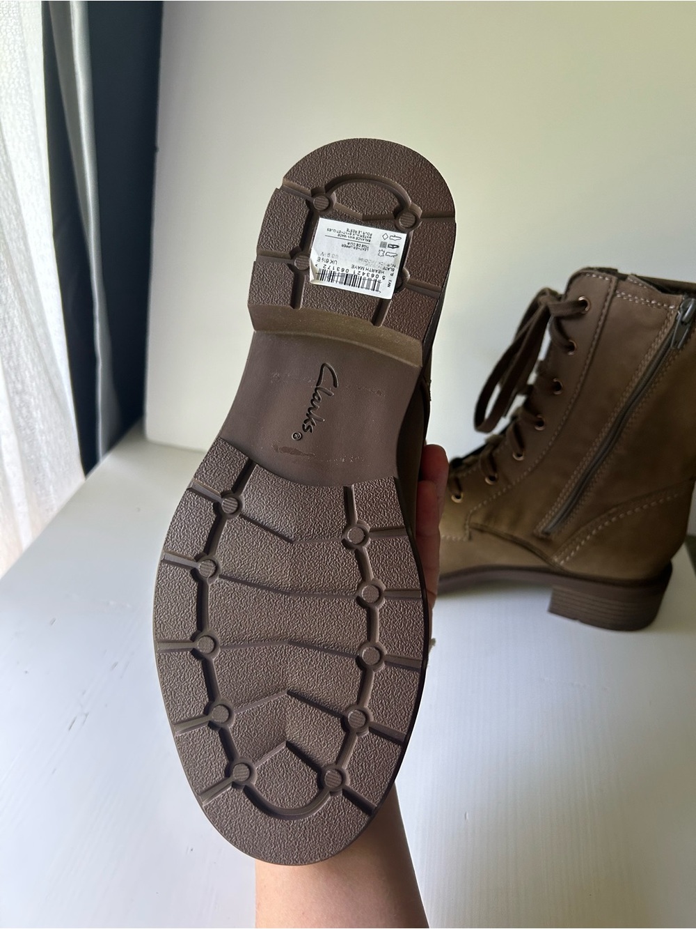 Clarks Collection Hearth Maye Nubuck Leather Women’s Lace-Up Tan Combat Boots 9 - Picture 7 of 11